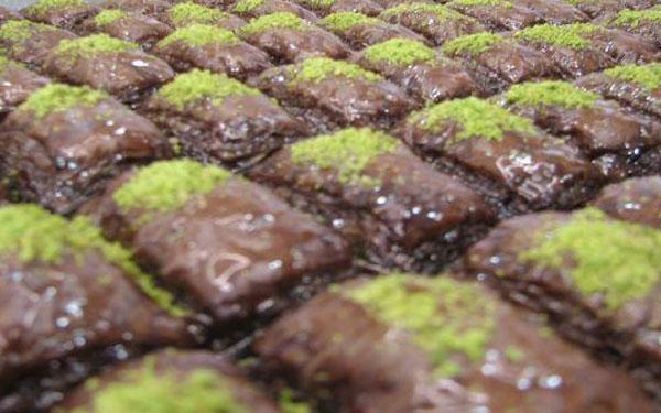 KAKAOLU KAYMAKLI BAKLAVA    